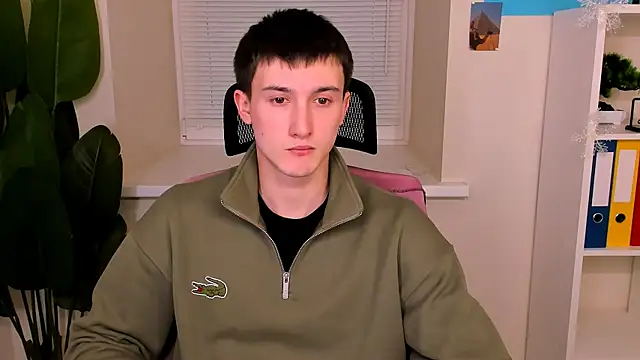 Snapshot of David__Diamond chatting on 12/21/25, 03:41 David Diamond online show from 12/21/25, 03:41