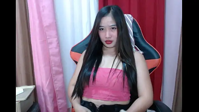 Snapshot of Chubby_HotLady chatting on 02/15/26, 01:31 Chubby HotLady online show from 02/15/26, 01:31