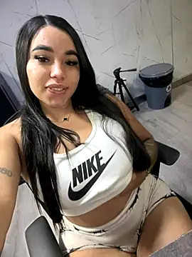 SofiaWildee online show from 10/11/25, 10:52