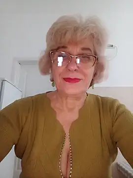 52MiaLove02 online show from 11/06/25, 05:30