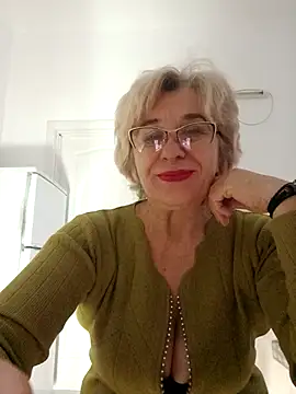 52MiaLove02 online show from 12/05/25, 05:38