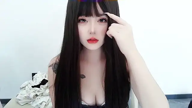 Snapshot of -caicai chatting on 10/23/25, 02:33 -caicai online show from 10/23/25, 02:33