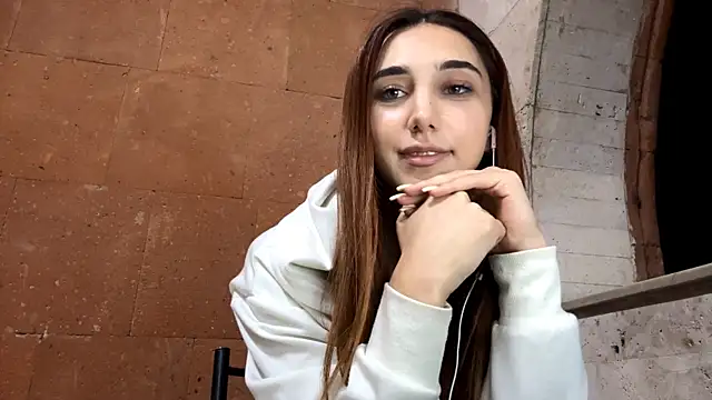 LinaMour online show from 09/08/25, 10:20