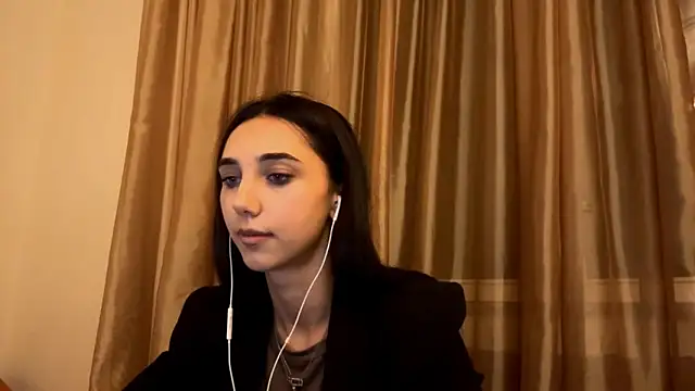 LinaMour online show from 09/22/25, 10:12