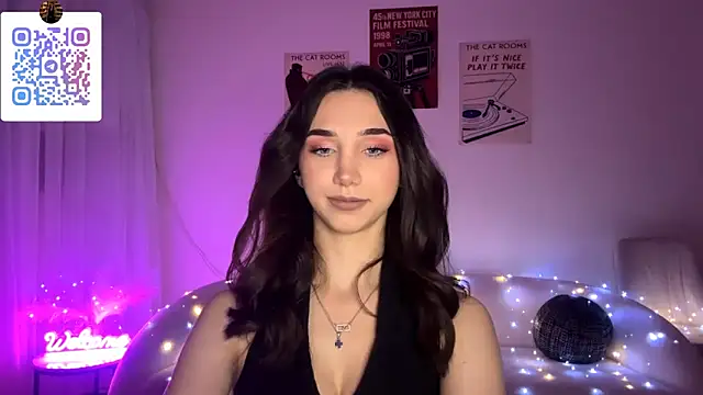 LinaMour online show from 04/04/26, 10:51