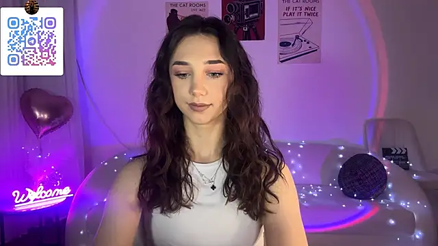 LinaMour online show from 05/26/26, 10:39