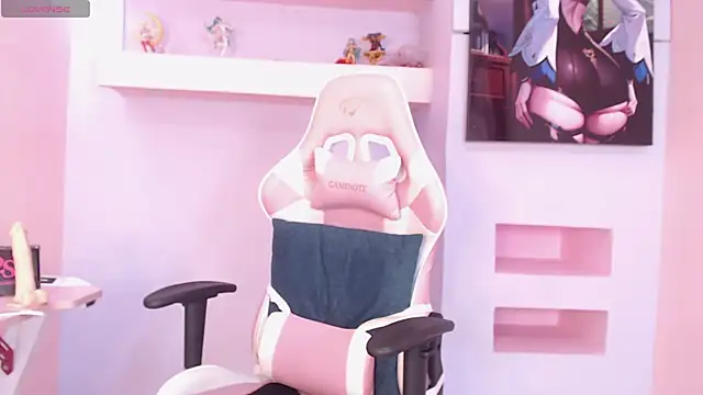 SkylerBloomm online show from 09/15/25, 03:06