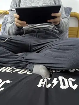 yazinyazin1 online show from 11/14/25, 01:54