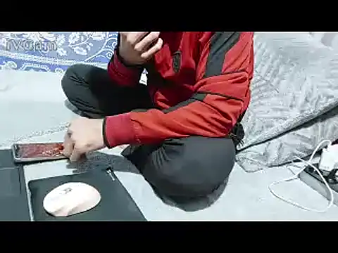 yazinyazin1 online show from 02/16/26, 02:13