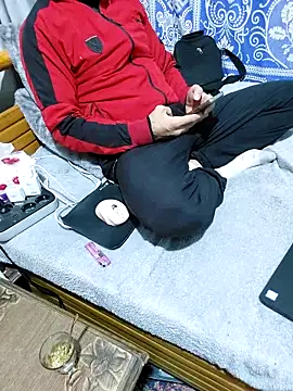 yazinyazin1 online show from 03/08/26, 09:07