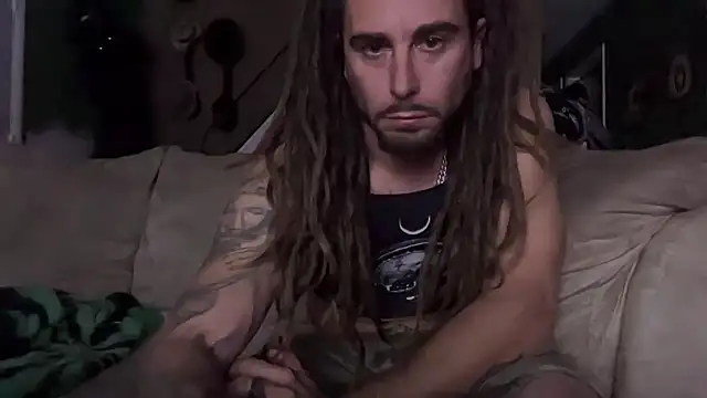 Trippie hippies1313 online show from 11/08/25, 04:01