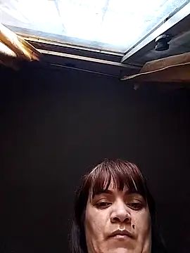 isabella931054 online show from 10/05/25, 01:42