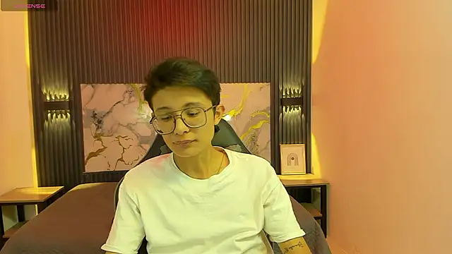 SantiagoRusso18 online show from 01/31/26, 08:07