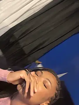 Snapshot of Idonotcherishu chatting on 10/22/25, 03:29 Idonotcherishu online show from 10/22/25, 03:29