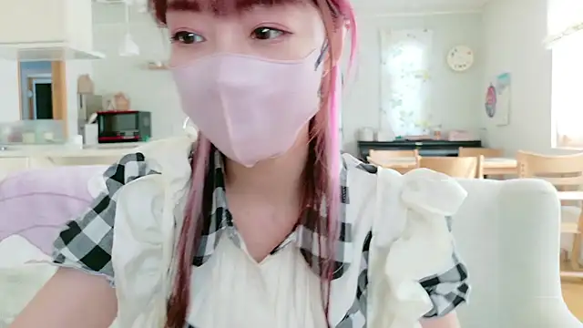 SUZU 1201 online show from 01/11/26, 01:21