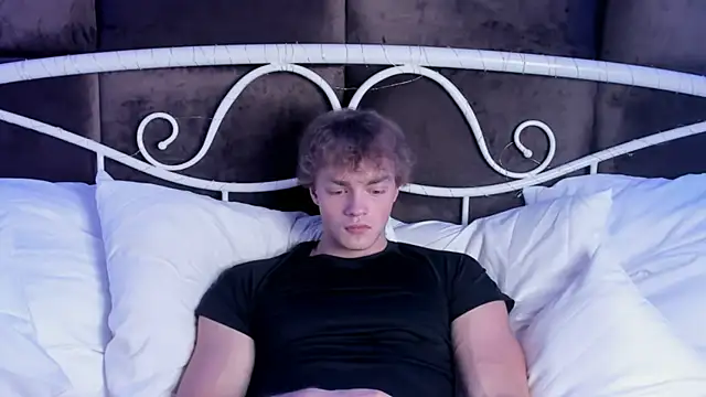 ChaseMuscular online show from 09/26/25, 10:41