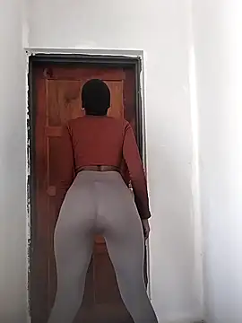 Melanin2002 online show from 04/16/26, 09:21