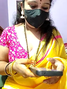 luci-queen online show from 09/29/25, 05:23