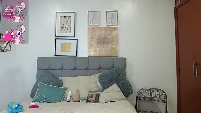  naomi s online show from 12/18/25, 02:23