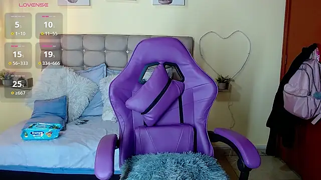  naomi s online show from 07/12/26, 01:57