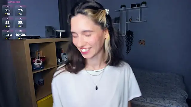 AntonettaTarring online show from 09/24/25, 10:18