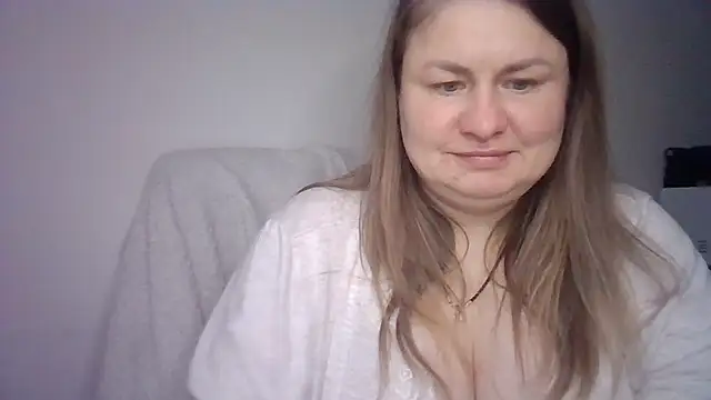 MartaXLove online show from 09/28/25, 11:04