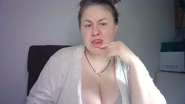 MartaXLove online show from 11/02/25, 09:39