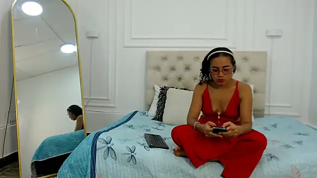 charlotte dante212 online show from 10/10/25, 04:33