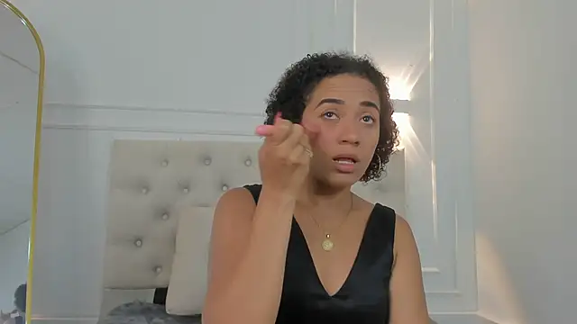 charlotte dante212 online show from 04/01/26, 03:29