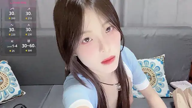 nuonuo321 online show from 09/25/25, 12:53