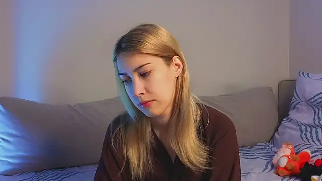 AngelicRice online show from 11/28/25, 11:13