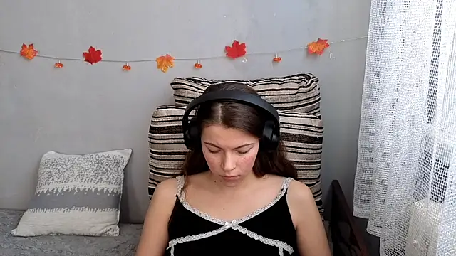 CutieAnny online show from 10/25/25, 06:10