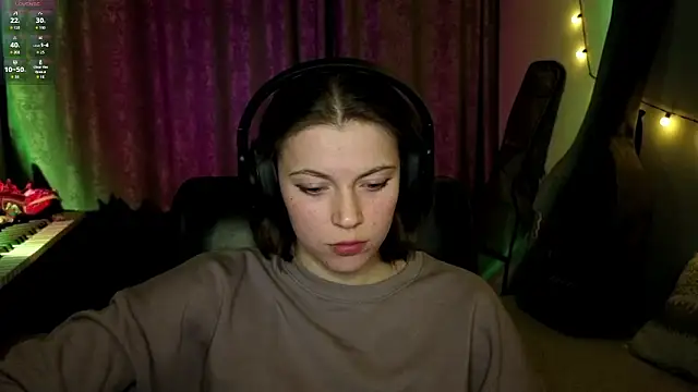 CutieAnny online show from 03/22/26, 08:23