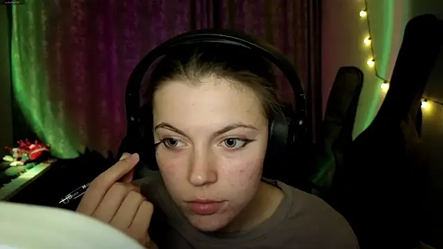 CutieAnny online show from 03/29/26, 08:09