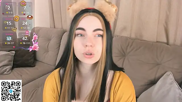 Snapshot of EvaBlimey chatting on 11/29/25, 05:43 EvaBlimey online show from 11/29/25, 05:43