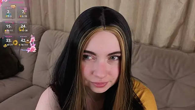 Snapshot of EvaBlimey chatting on 12/14/25, 09:47 EvaBlimey online show from 12/14/25, 09:47