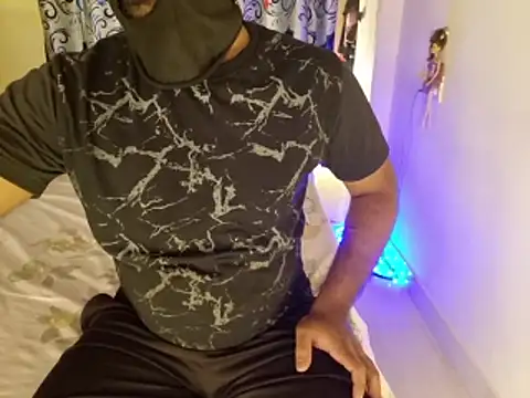 hot spicey online show from 05/20/26, 06:25