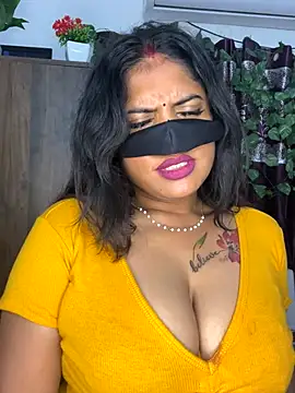 Snapshot of V-Hot-Sweti chatting on 10/02/25, 02:46 V-Hot-Sweti online show from 10/02/25, 02:46