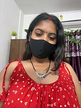 Snapshot of V-Hot-Sweti chatting on 10/15/25, 11:27 V-Hot-Sweti online show from 10/15/25, 11:27