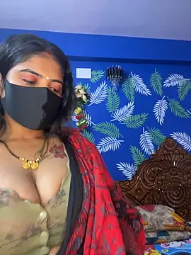 Snapshot of V-Hot-Sweti chatting on 11/10/25, 11:20 V-Hot-Sweti online show from 11/10/25, 11:20