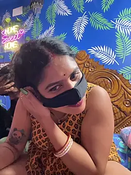 Snapshot of V-Hot-Sweti chatting on 11/27/25, 07:27 V-Hot-Sweti online show from 11/27/25, 07:27