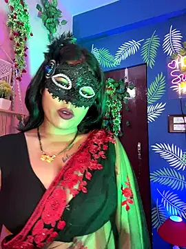 Snapshot of V-Hot-Sweti chatting on 12/20/25, 04:25 V-Hot-Sweti online show from 12/20/25, 04:25