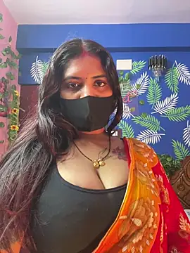 Snapshot of V-Hot-Sweti chatting on 01/13/26, 07:24 V-Hot-Sweti online show from 01/13/26, 07:24