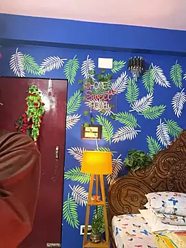 Snapshot of V-Hot-Sweti chatting on 01/16/26, 04:11 V-Hot-Sweti online show from 01/16/26, 04:11