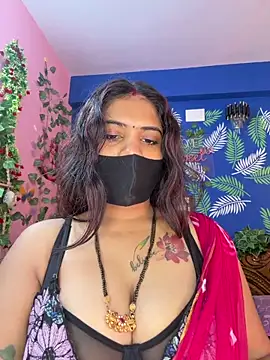 Snapshot of V-Hot-Sweti chatting on 02/01/26, 07:51 V-Hot-Sweti online show from 02/01/26, 07:51