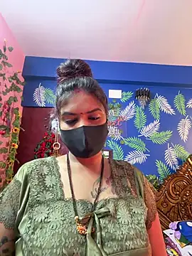 Snapshot of V-Hot-Sweti chatting on 02/02/26, 07:51 V-Hot-Sweti online show from 02/02/26, 07:51