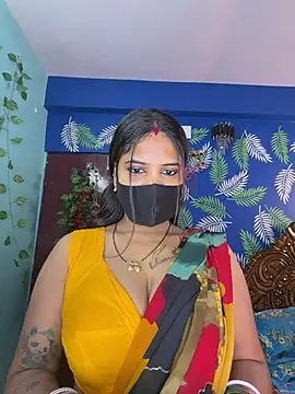Snapshot of V-Hot-Sweti chatting on 04/23/26, 05:37 V-Hot-Sweti online show from 04/23/26, 05:37