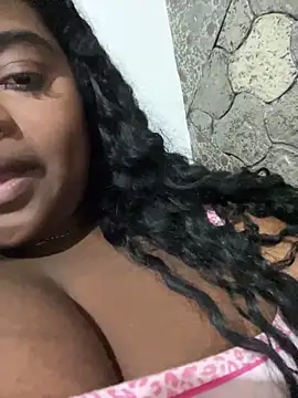 LunaSthena online show from 11/02/25, 12:24