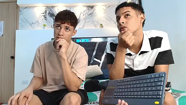 GRETTY BOYS online show from 10/22/25, 07:19