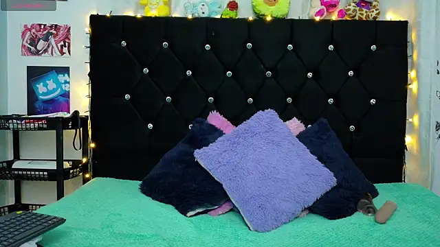 lizz bela1 online show from 09/27/25, 11:21